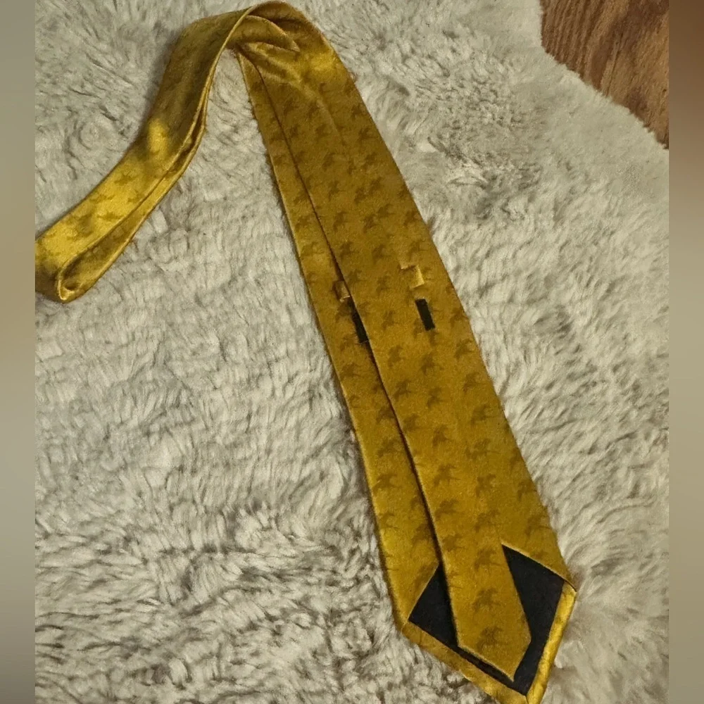 Keeneland Horse Racing Gold Silk Necktie